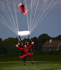 tandem parachute landing